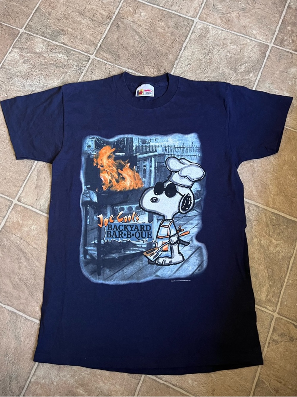 Vintage 90s Peanuts Snoopy Navy 'Backyard Bar-B-Que' Graphic Tee